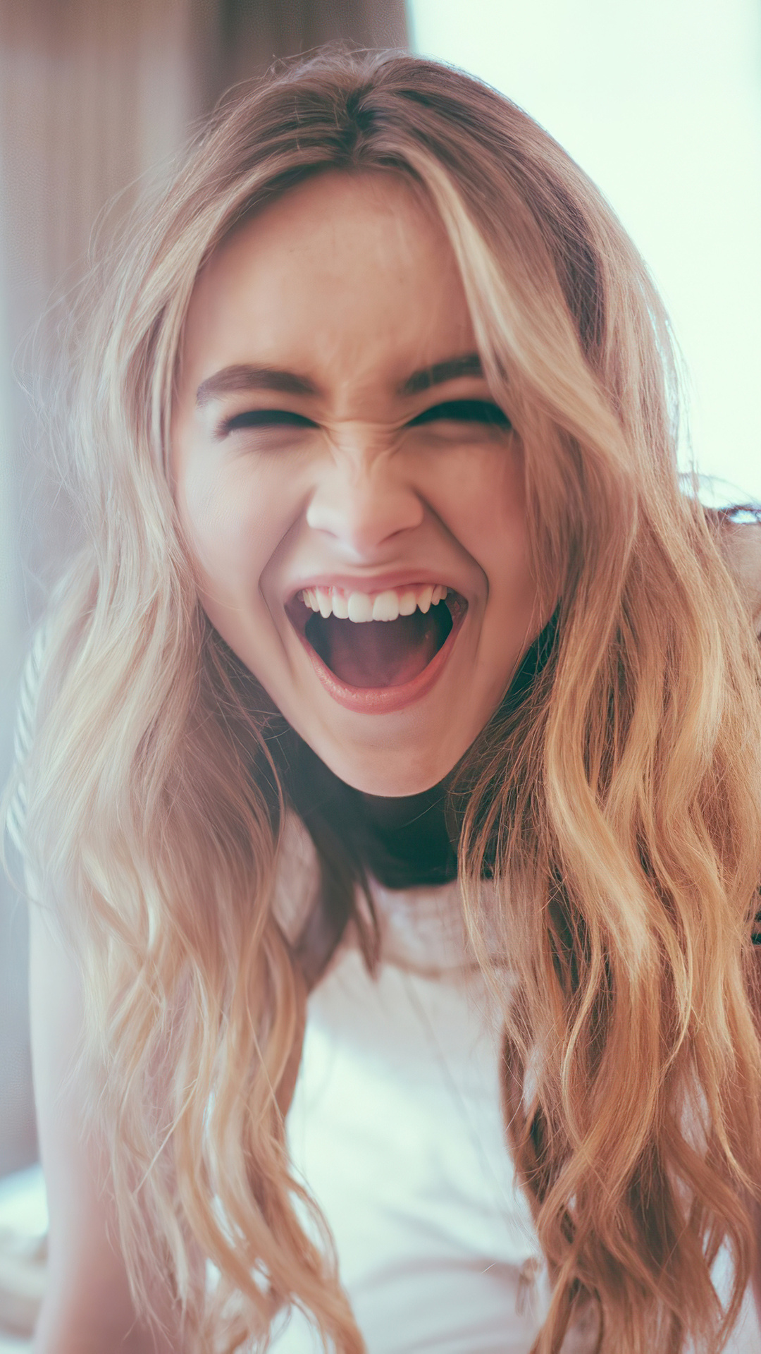 Sabrina Carpenter Cute Portrait Wallpapers