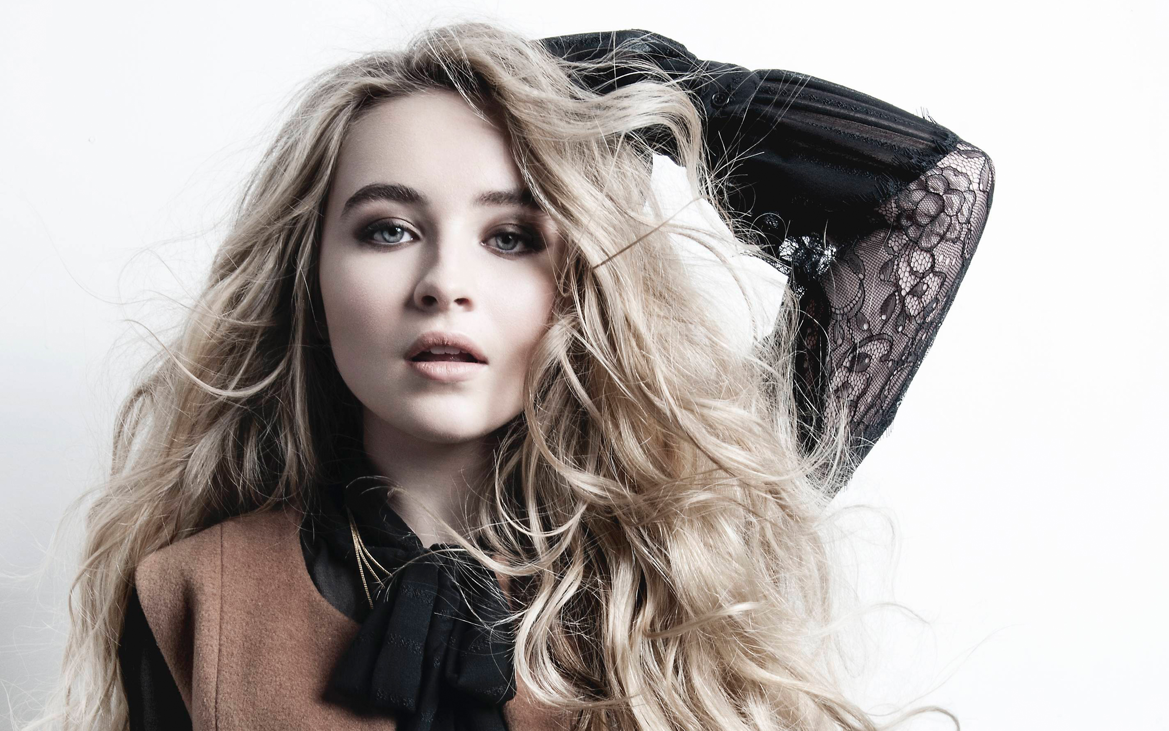 Sabrina Carpenter Singer Photoshoot Wallpapers