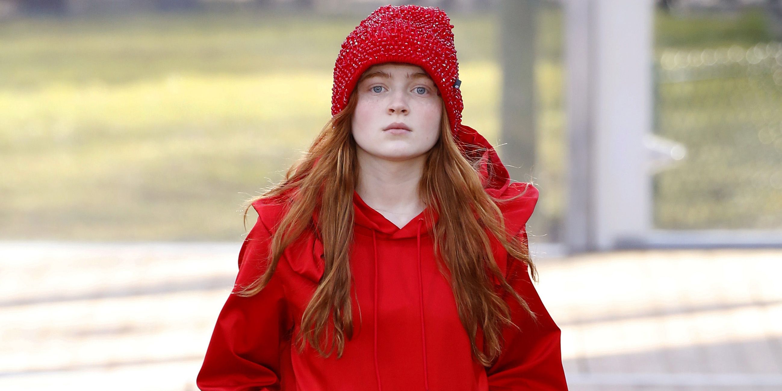 Sadie Sink Red Dress Wallpapers