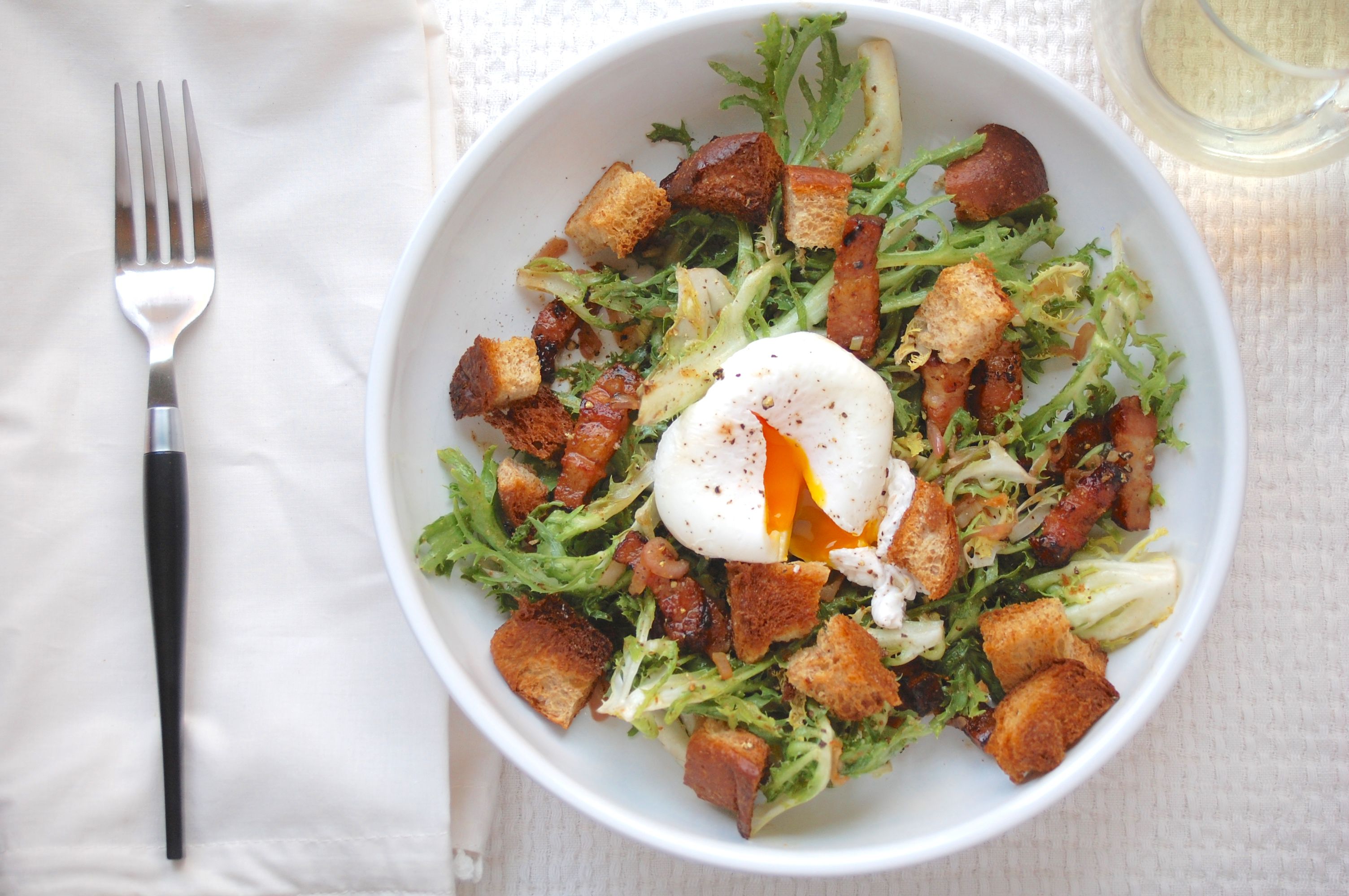 Salade Lyonnaise Wallpapers