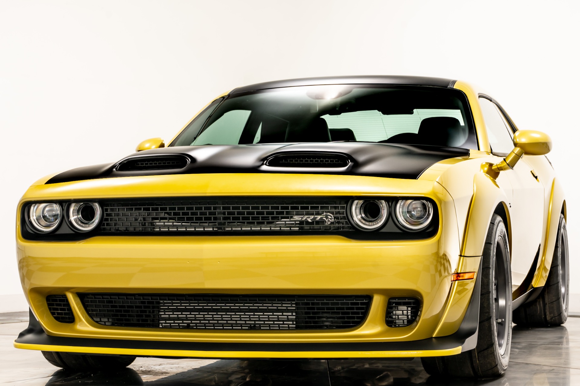 Saleen Sa-30 Dodge Challenger Wallpapers