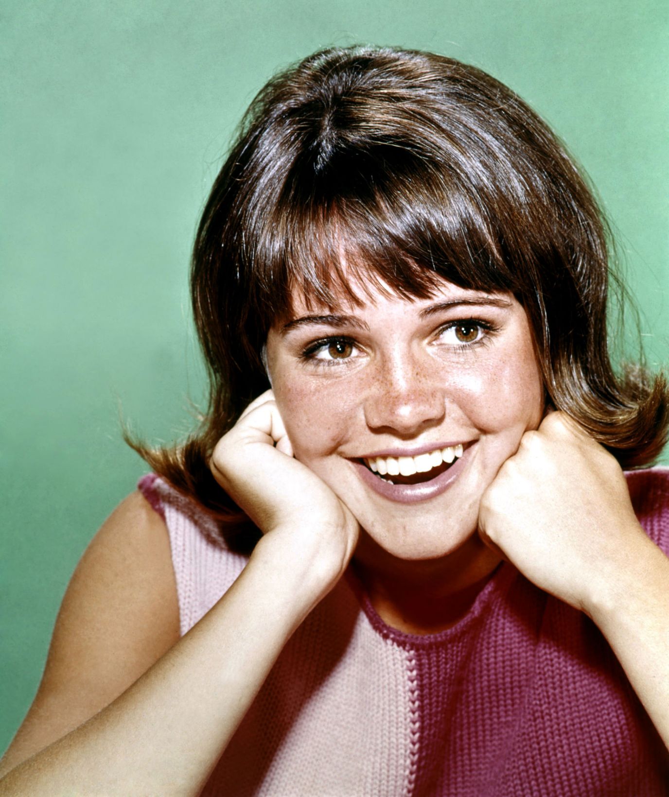 Sally Field Wallpapers