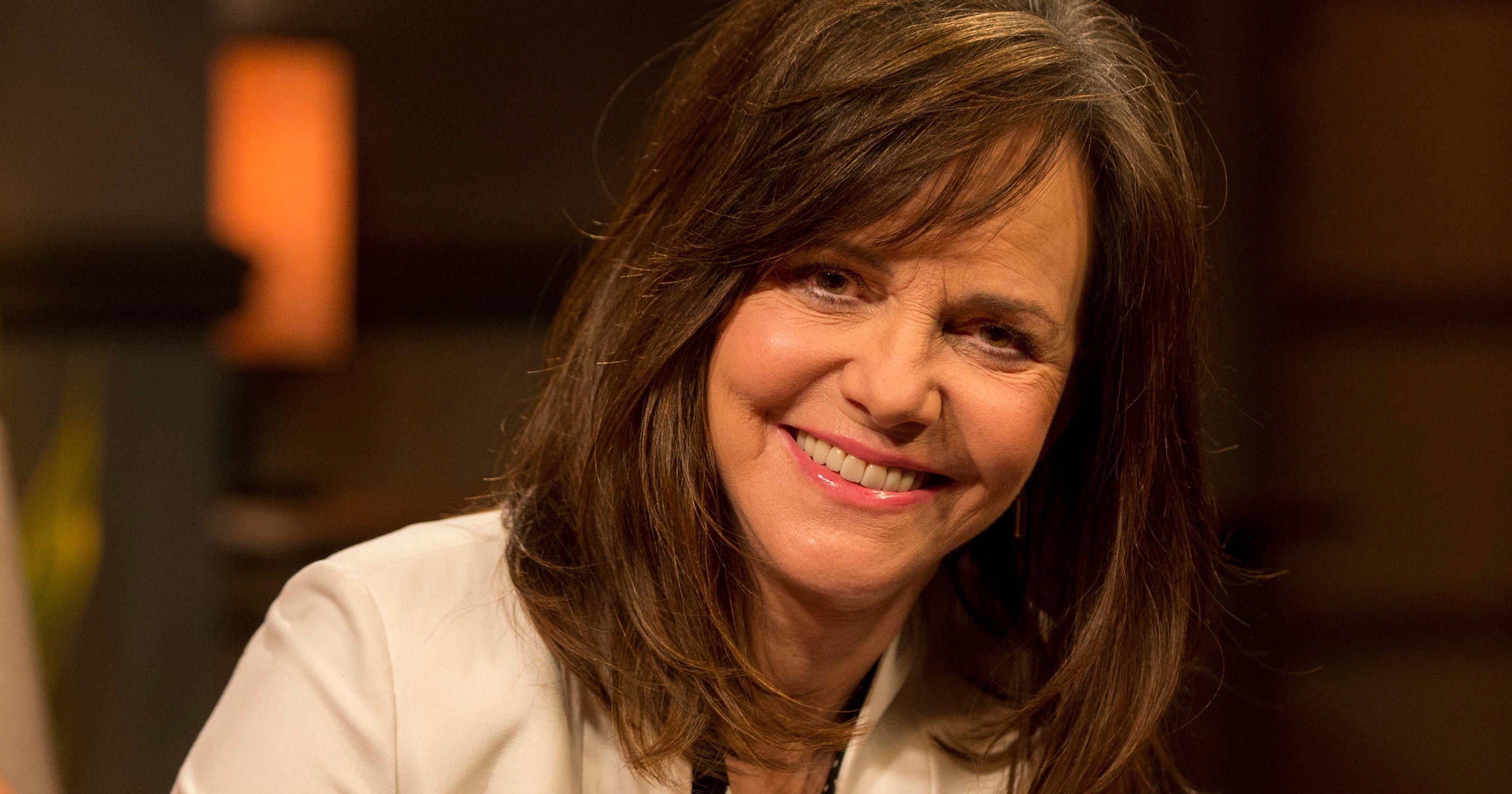 Sally Field Wallpapers