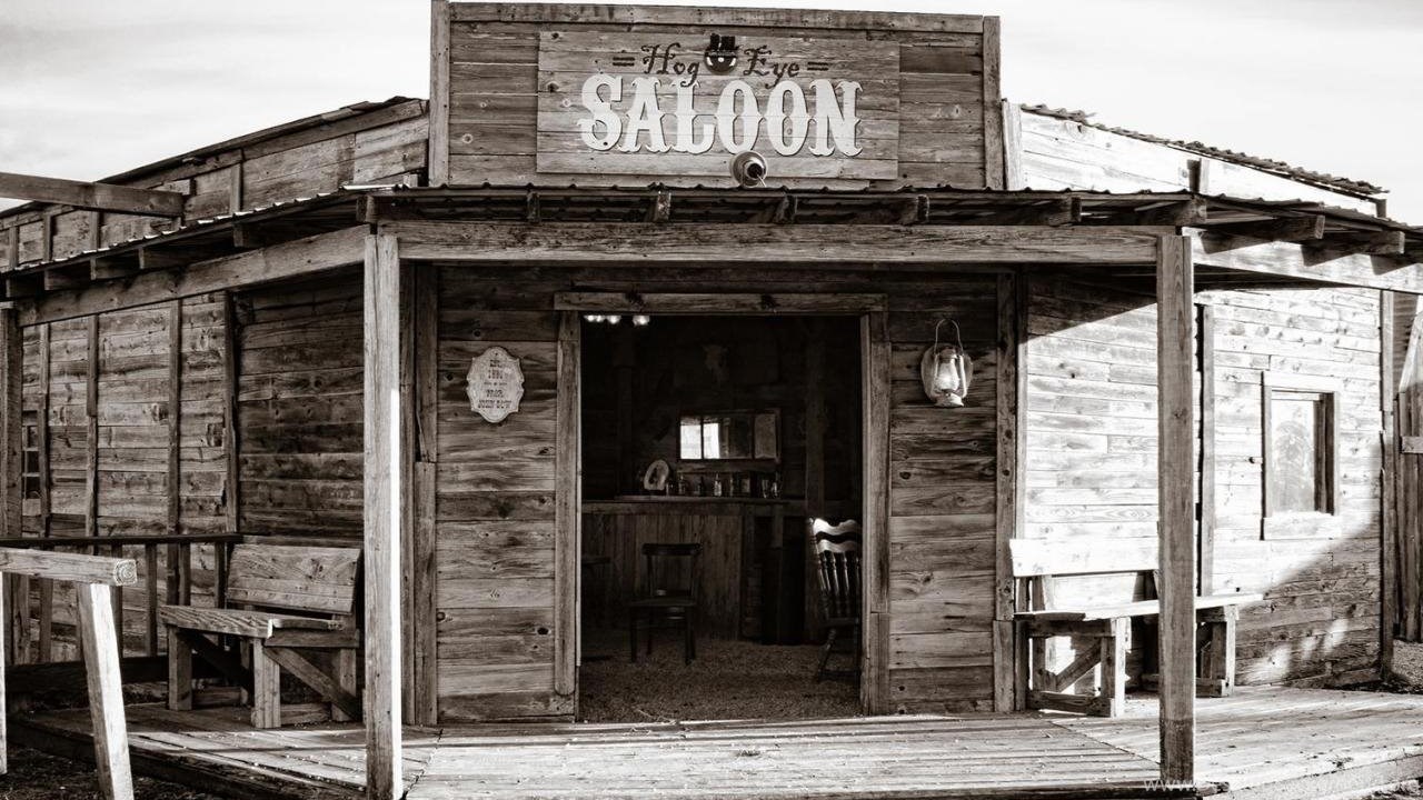 Saloon Wallpapers