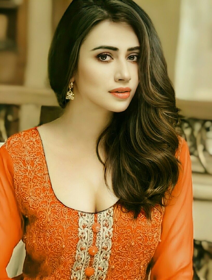 Sana Javed Hot Wallpapers