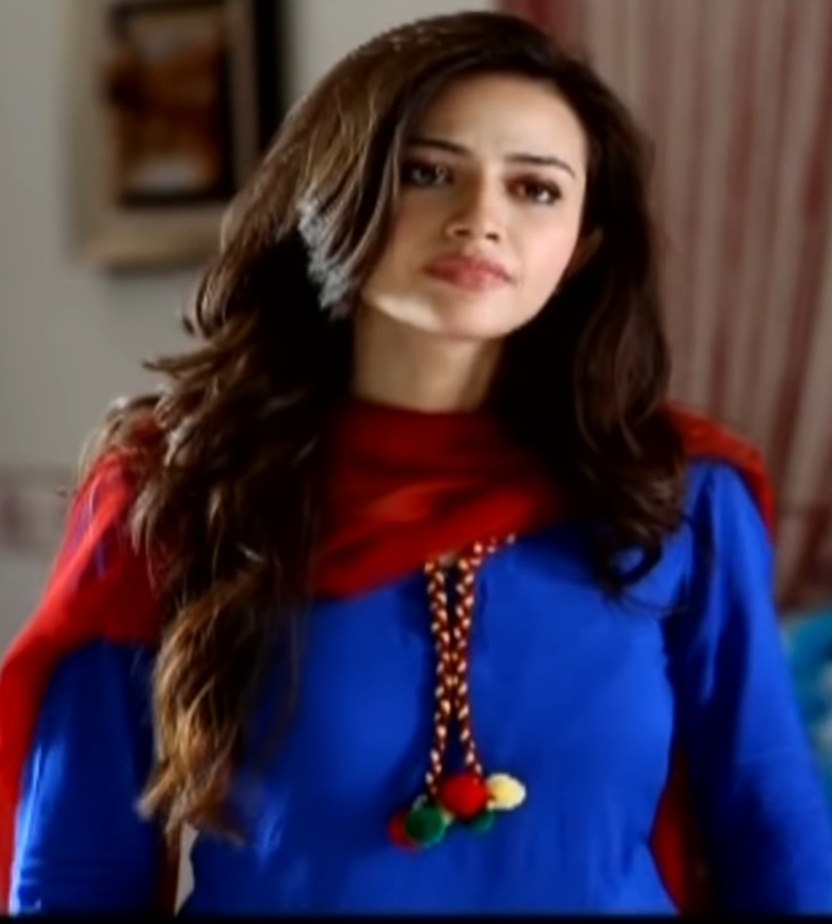 Sana Javed Hot Wallpapers