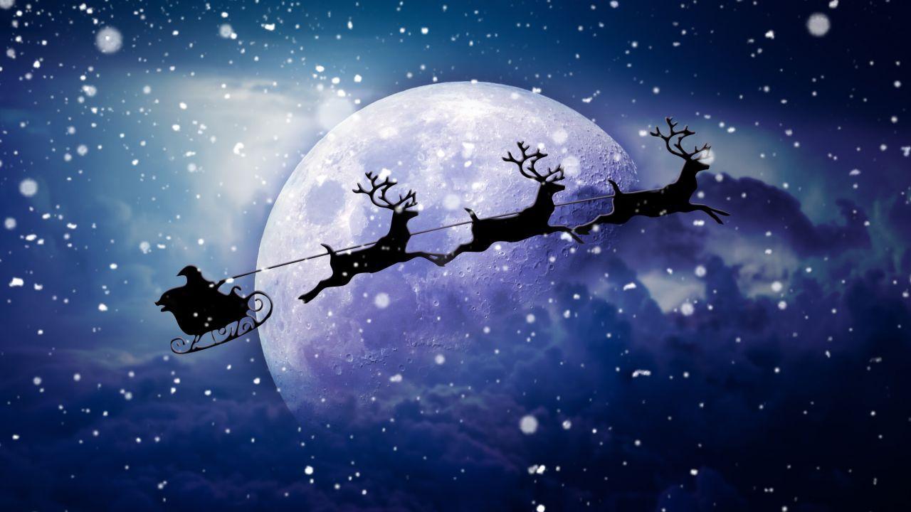 Santa And Reindeer Wallpapers