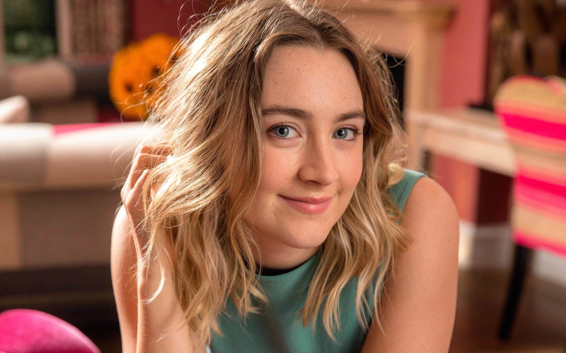 Saoirse Ronan Irish Blonde Actress Wallpapers