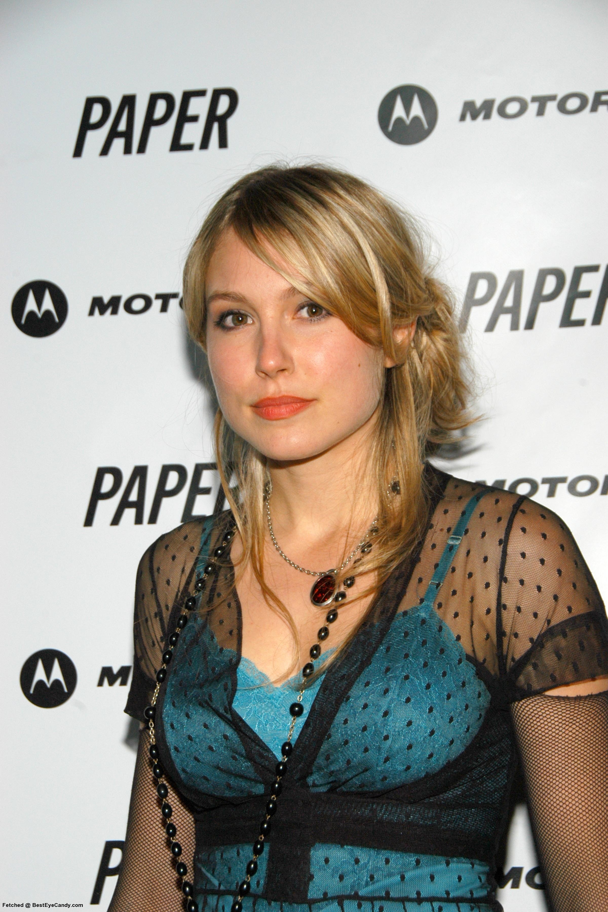 Sarah Carter Wallpapers