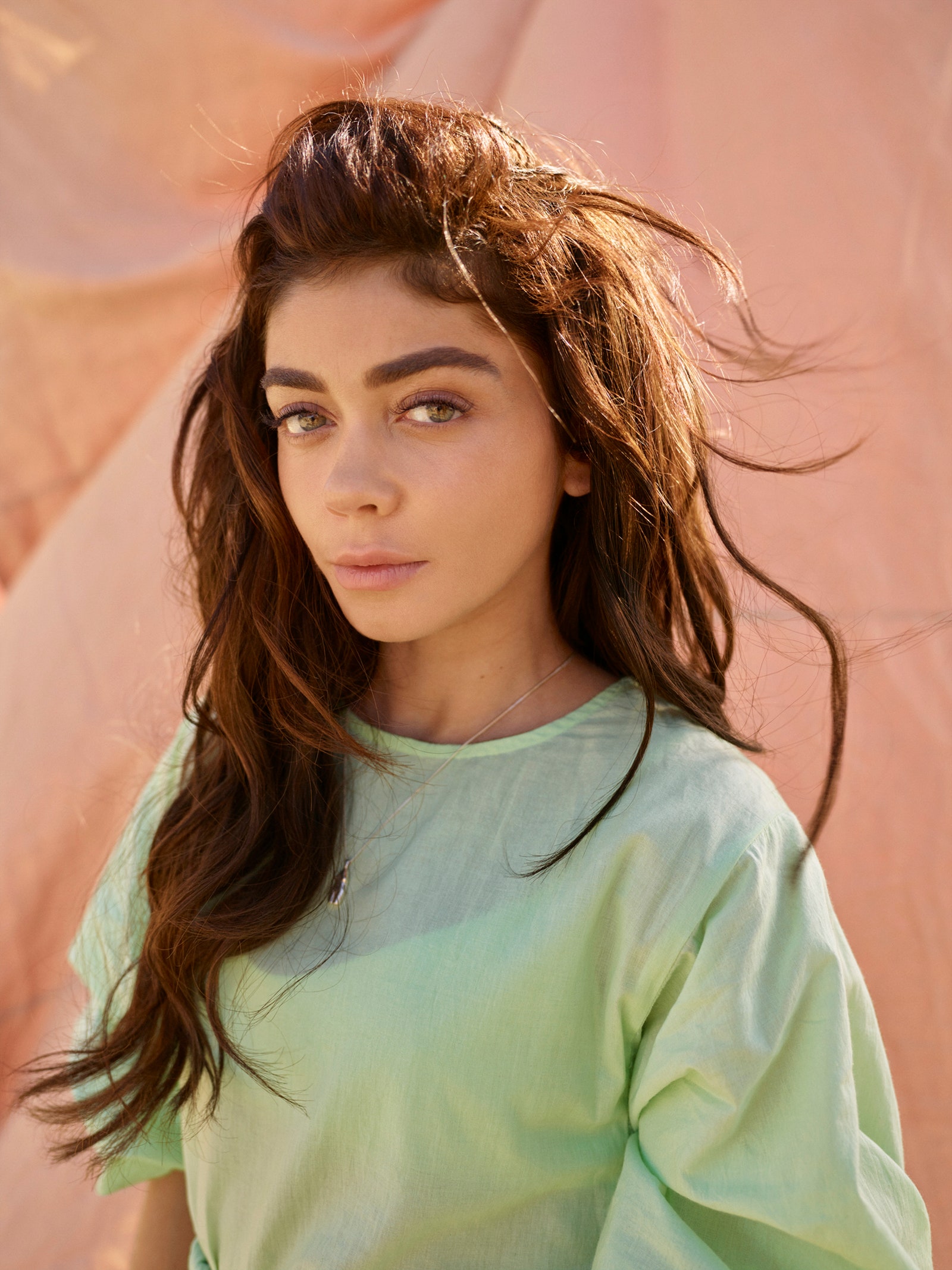 Sarah Hyland Self Magazine 2018 Wallpapers