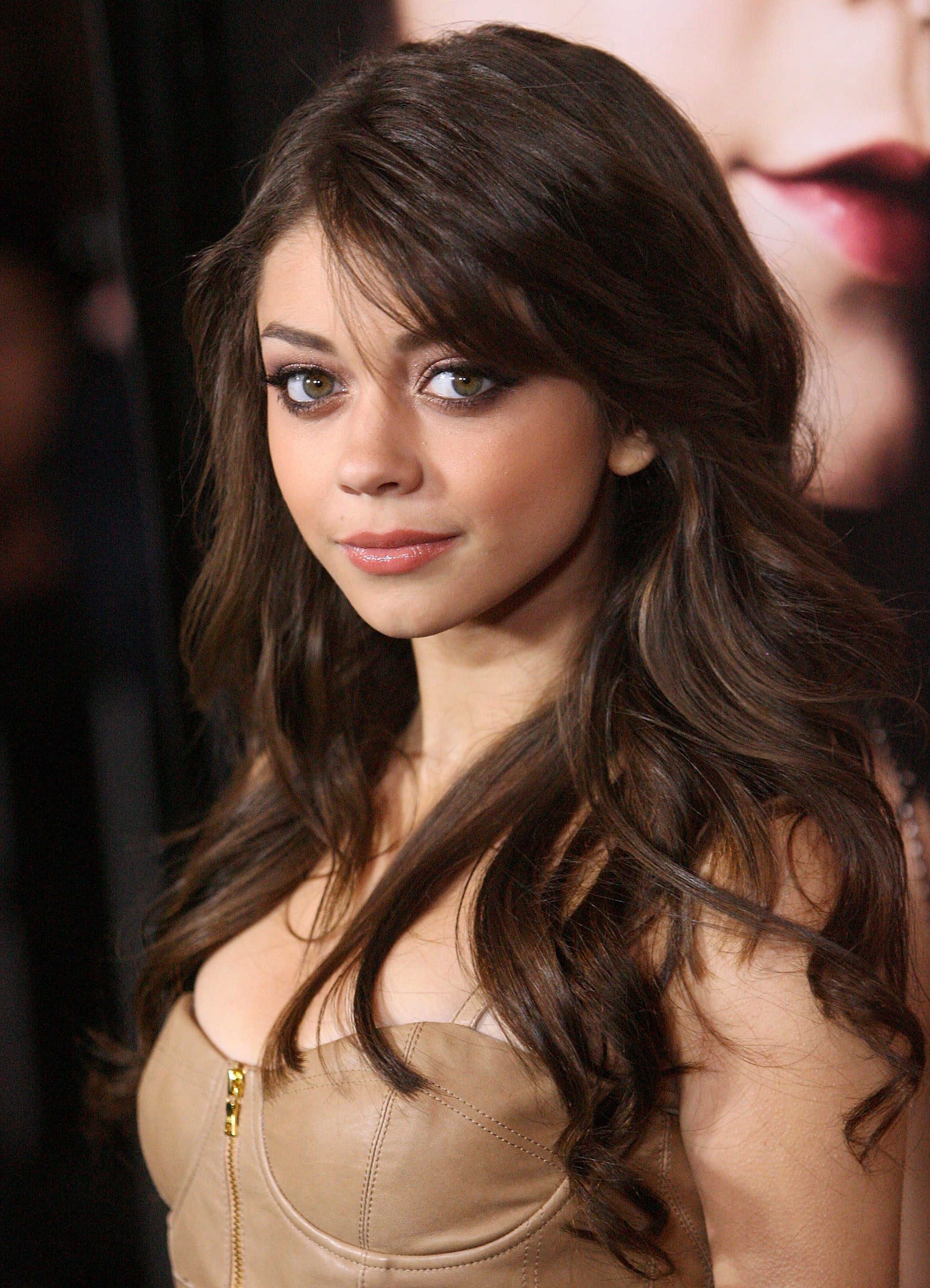 Sarah Hyland Self Magazine Wallpapers