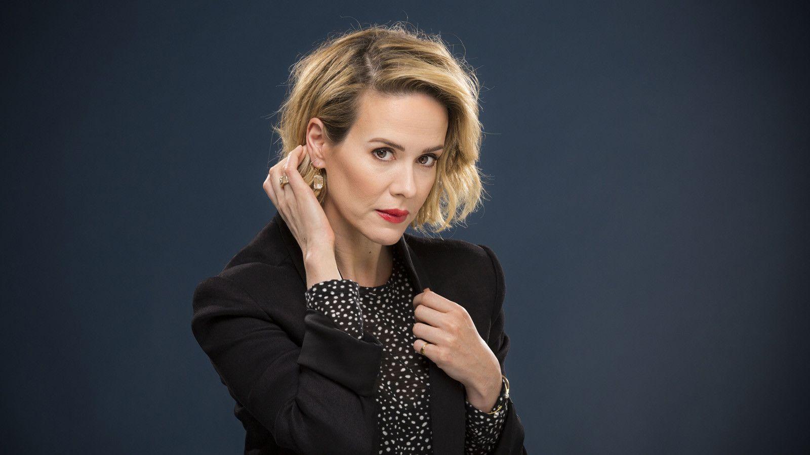 Sarah Paulson Town And Country Wallpapers