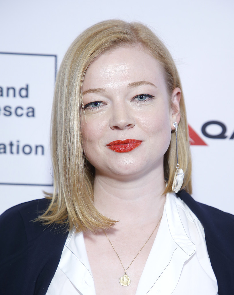 Sarah Snook Wallpapers