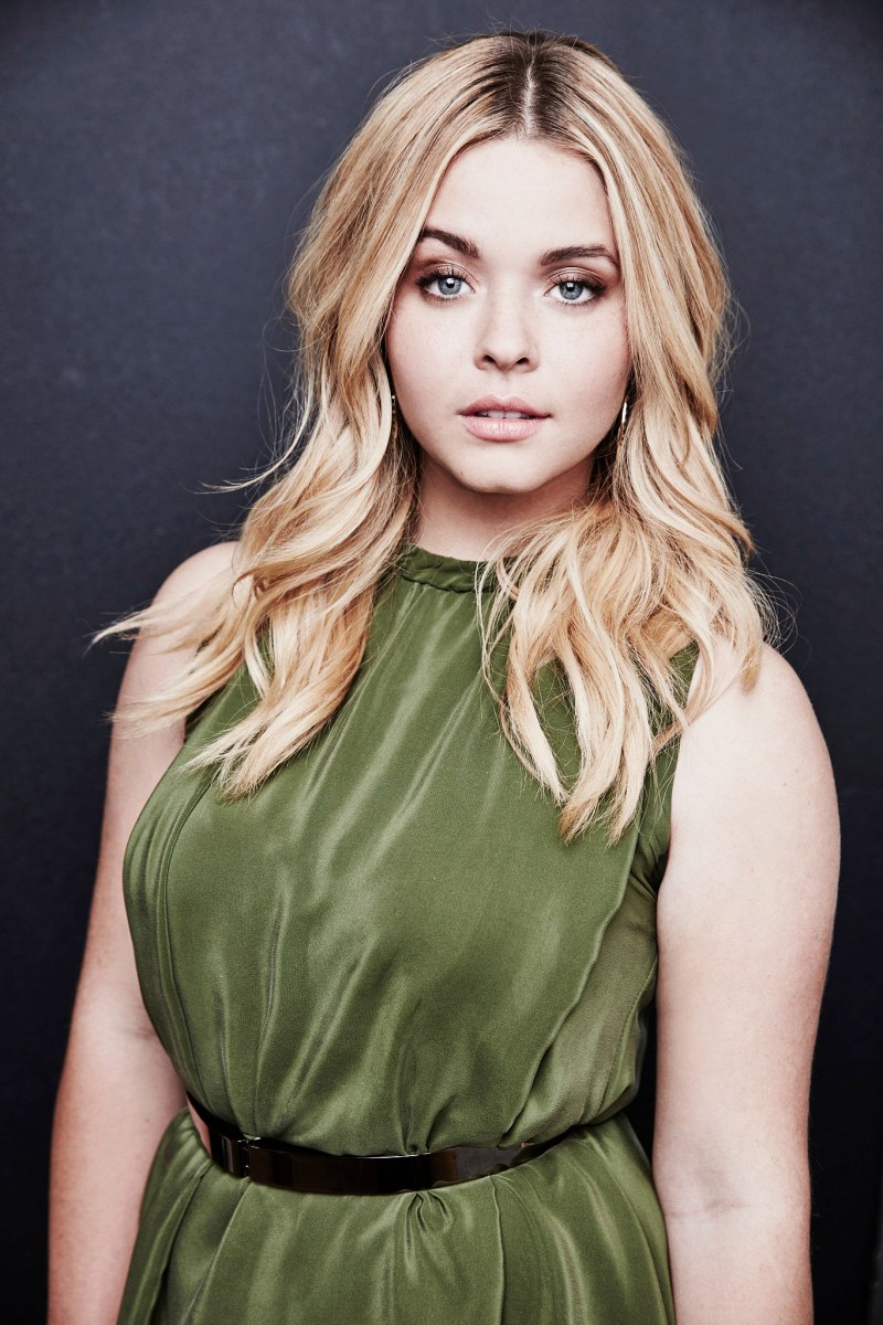 Sasha Pieterse Wallpapers