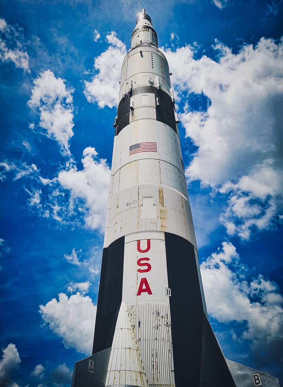 Saturn 5 Wallpapers