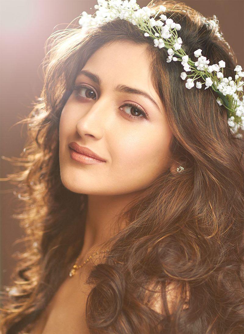 Sayesha Saigal Wallpapers