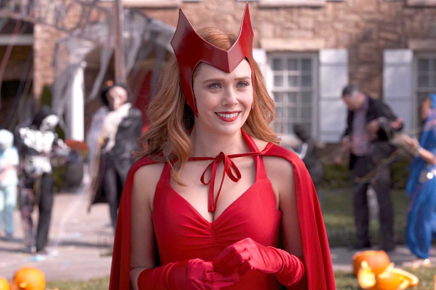 Scarlet Witch Costume In Wandavision Wallpapers