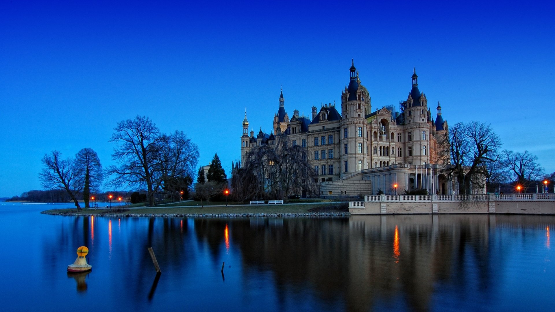 Schwerin Palace Wallpapers