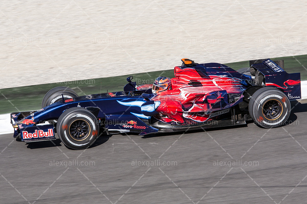 Scuderia Torro Rosso Str2 Wallpapers