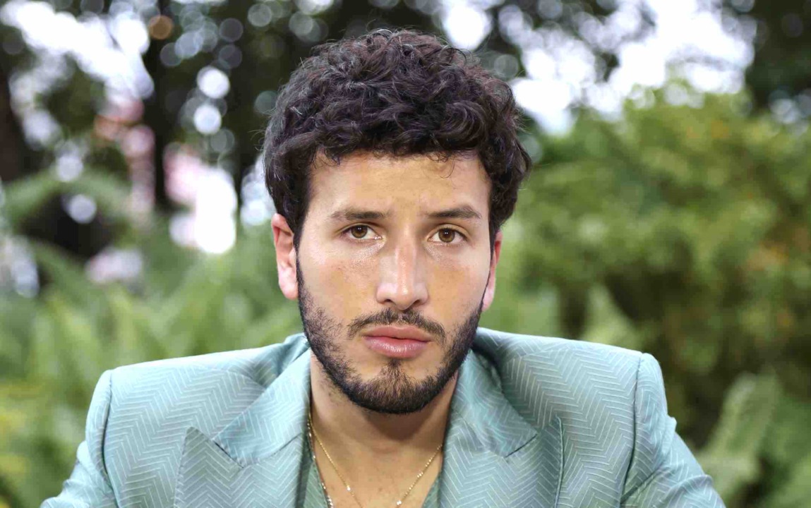 Sebastian Yatra Shirtless Wallpapers