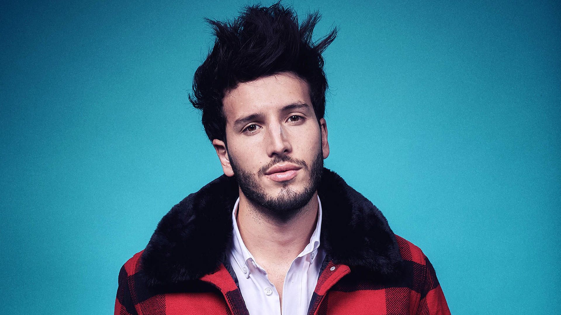 Sebastian Yatra Shirtless Wallpapers