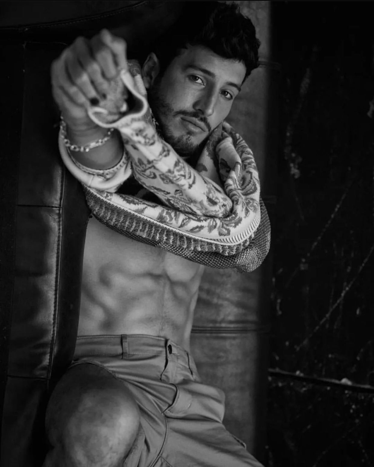 Sebastian Yatra Shirtless Wallpapers