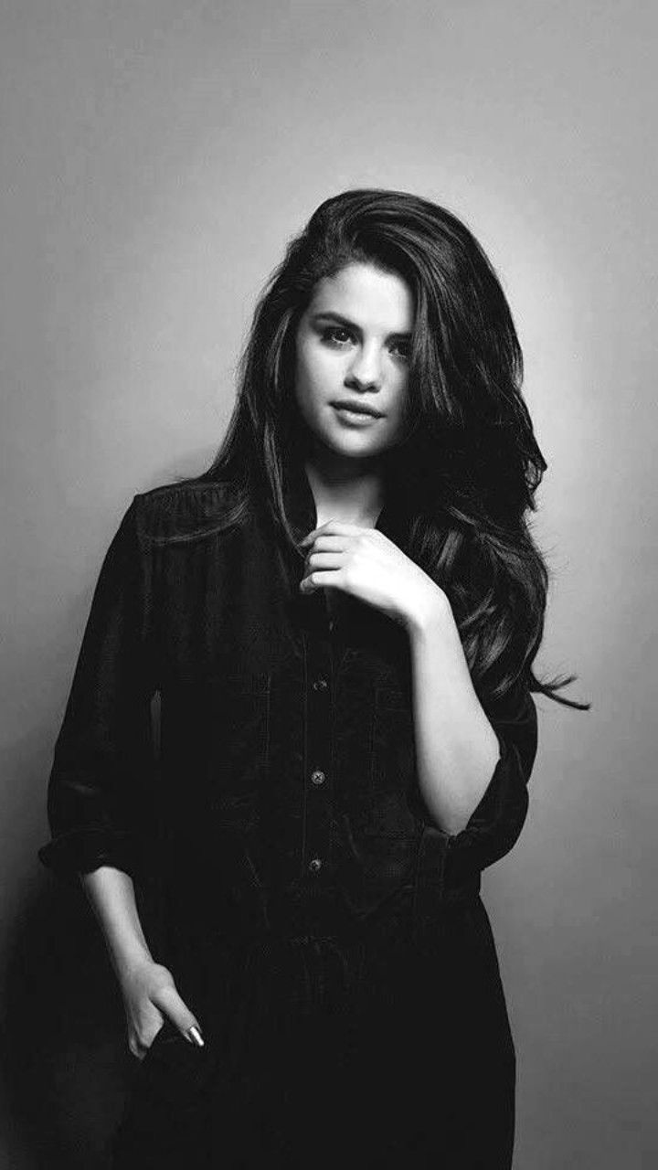 Selena Gomez Monochrome Wallpapers