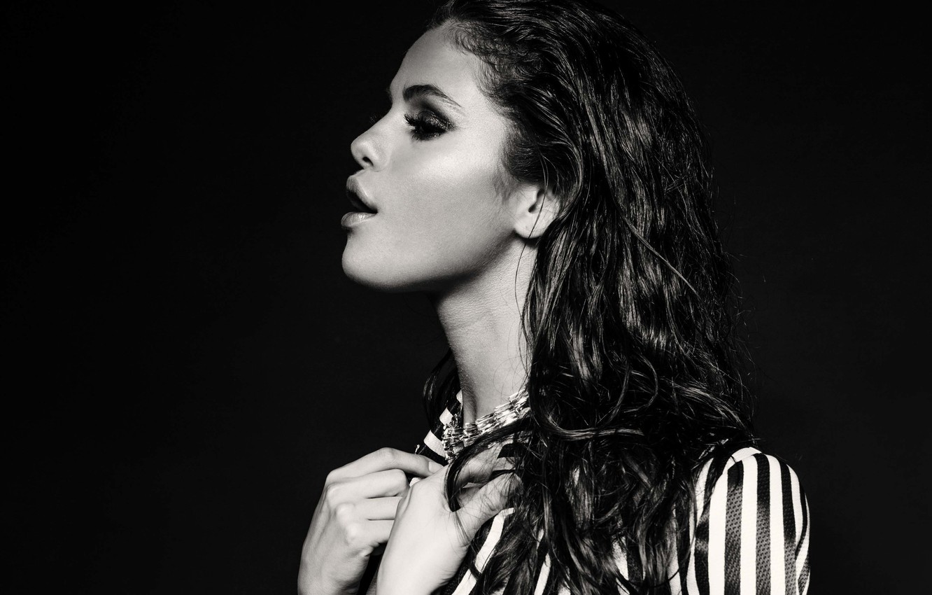 Selena Gomez Monochrome Wallpapers