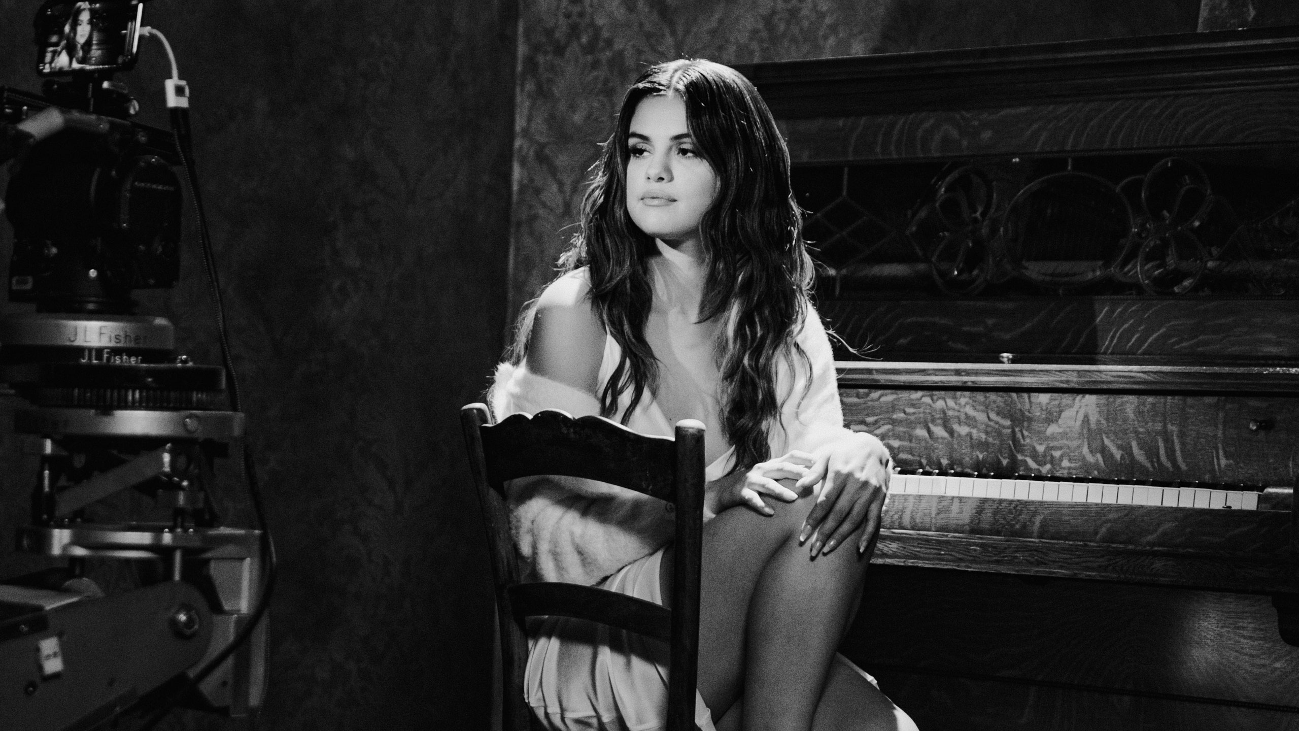 Selena Gomez Monochrome Wallpapers