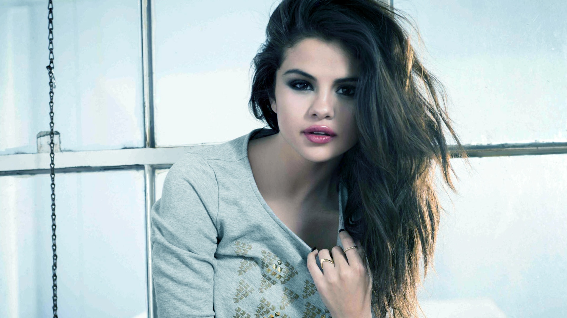 Selena Gomez New Wallpapers