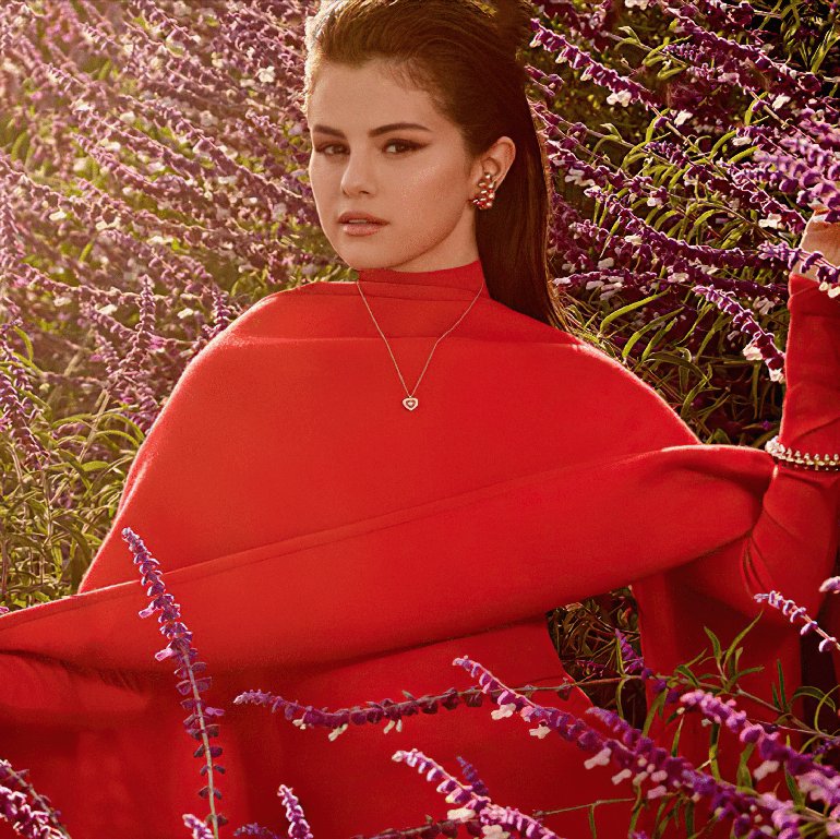 Selena Gomez Vogue Arabia Wallpapers