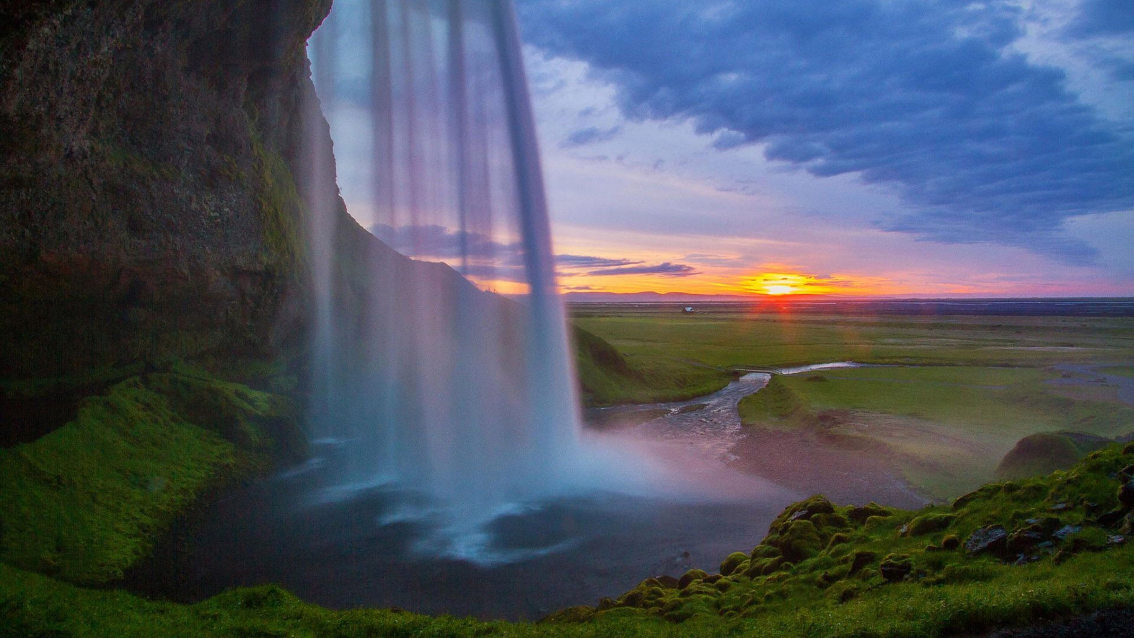 Мир чудес. Сельяландсфосс Исландия. Водопад Сельяландсфосс. Водопад Сельяландсфосс, Исландия закат. Сельяландсфосс водопад рассвет.