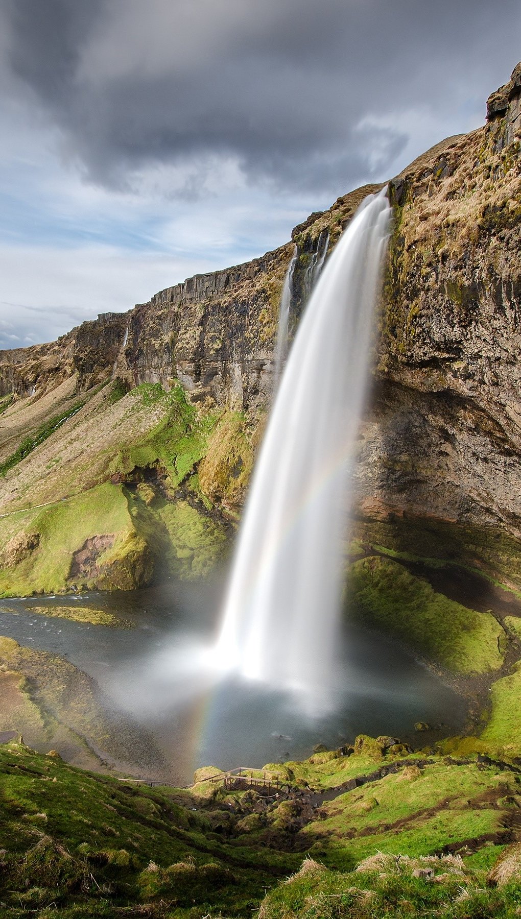 Seljalandsfoss 4K Waterfall Wallpapers