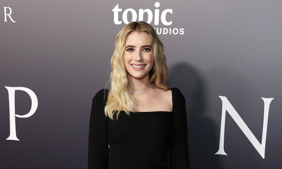 Sexy Emma Roberts 2019 Wallpapers