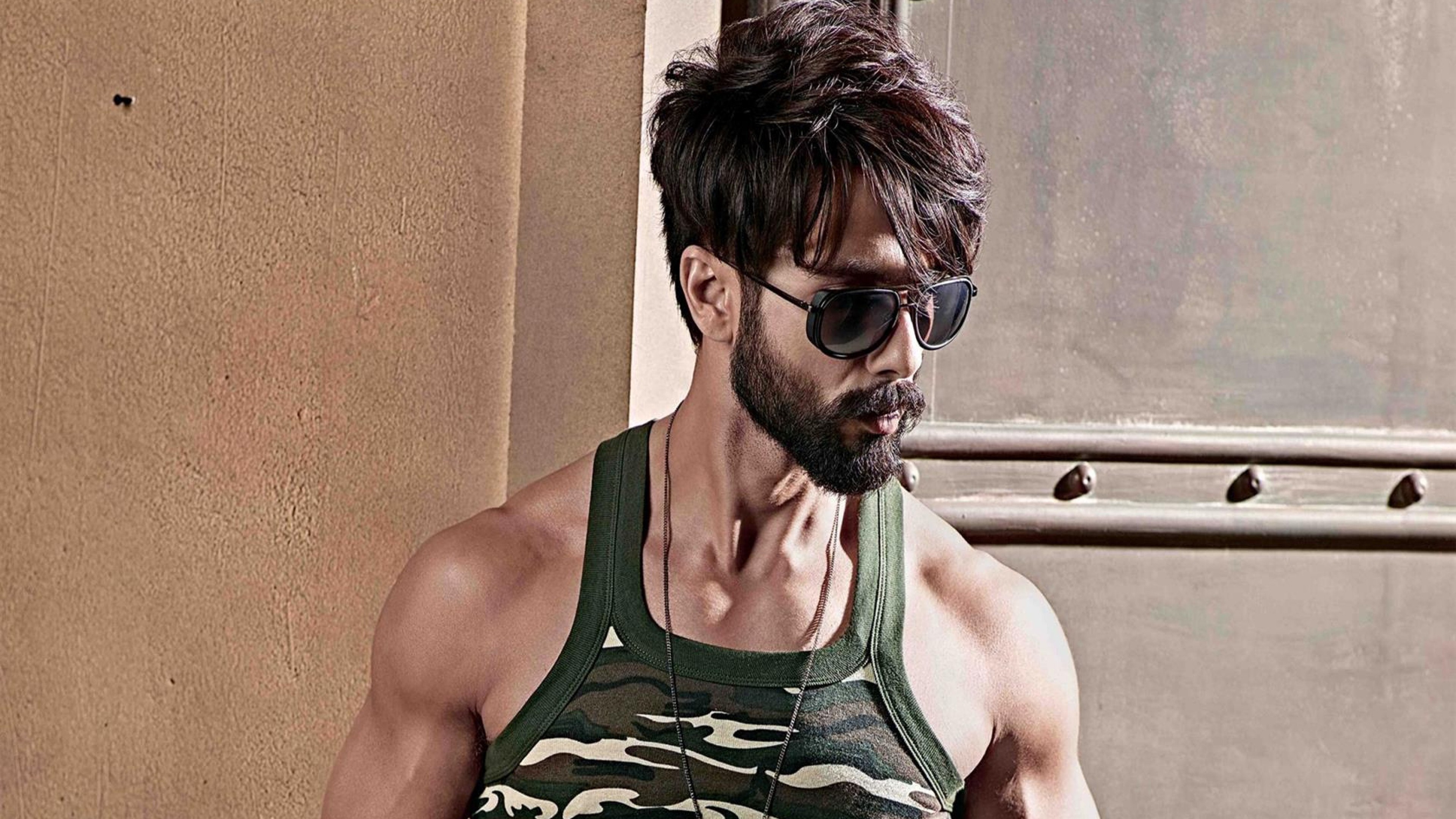 Shahid Kapoor Wallpapers