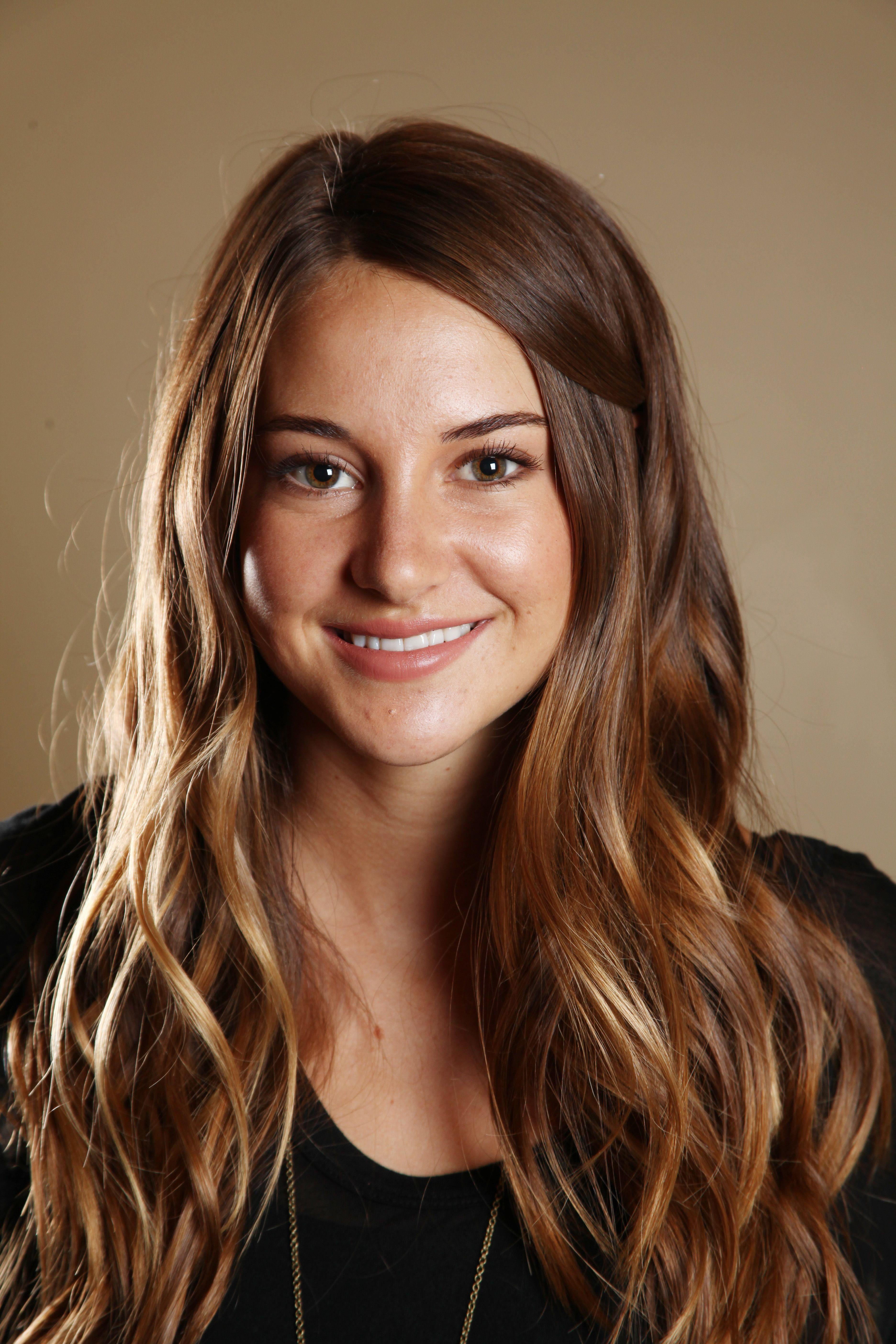 Shailene Woodley Actress Wallpapers