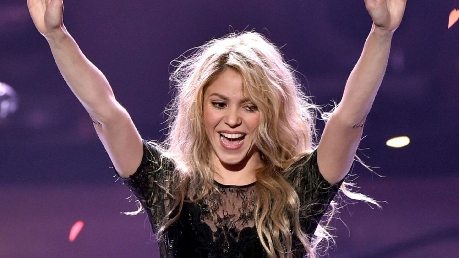 Shakira HD Singer 2021 Wallpapers