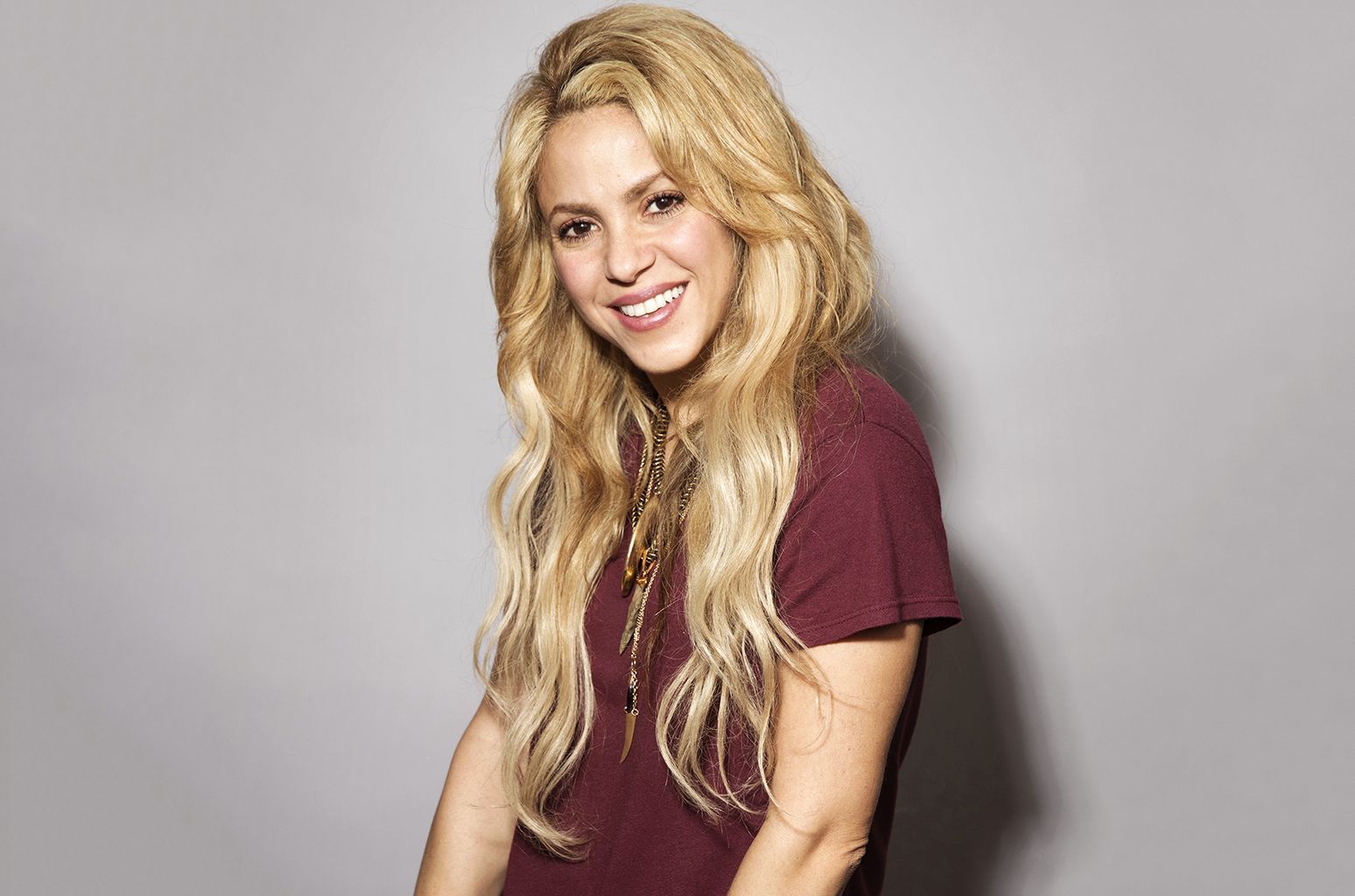 Shakira Me Gusta 4K Wallpapers