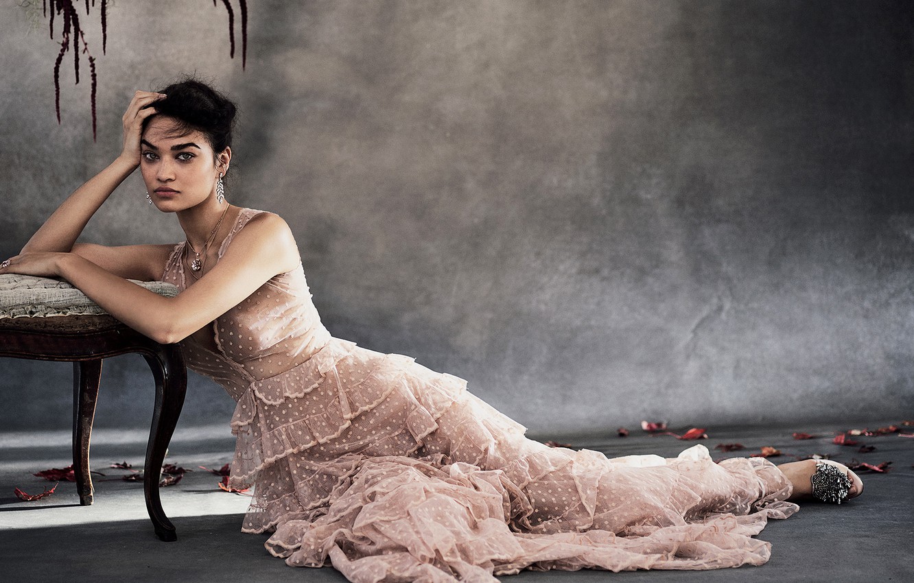 Shanina Shaik Wallpapers