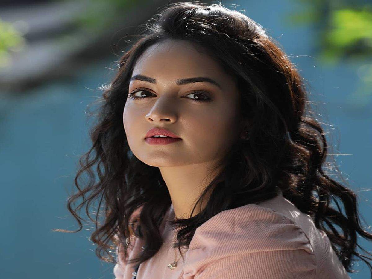 Shanvi Srivastava Wallpapers