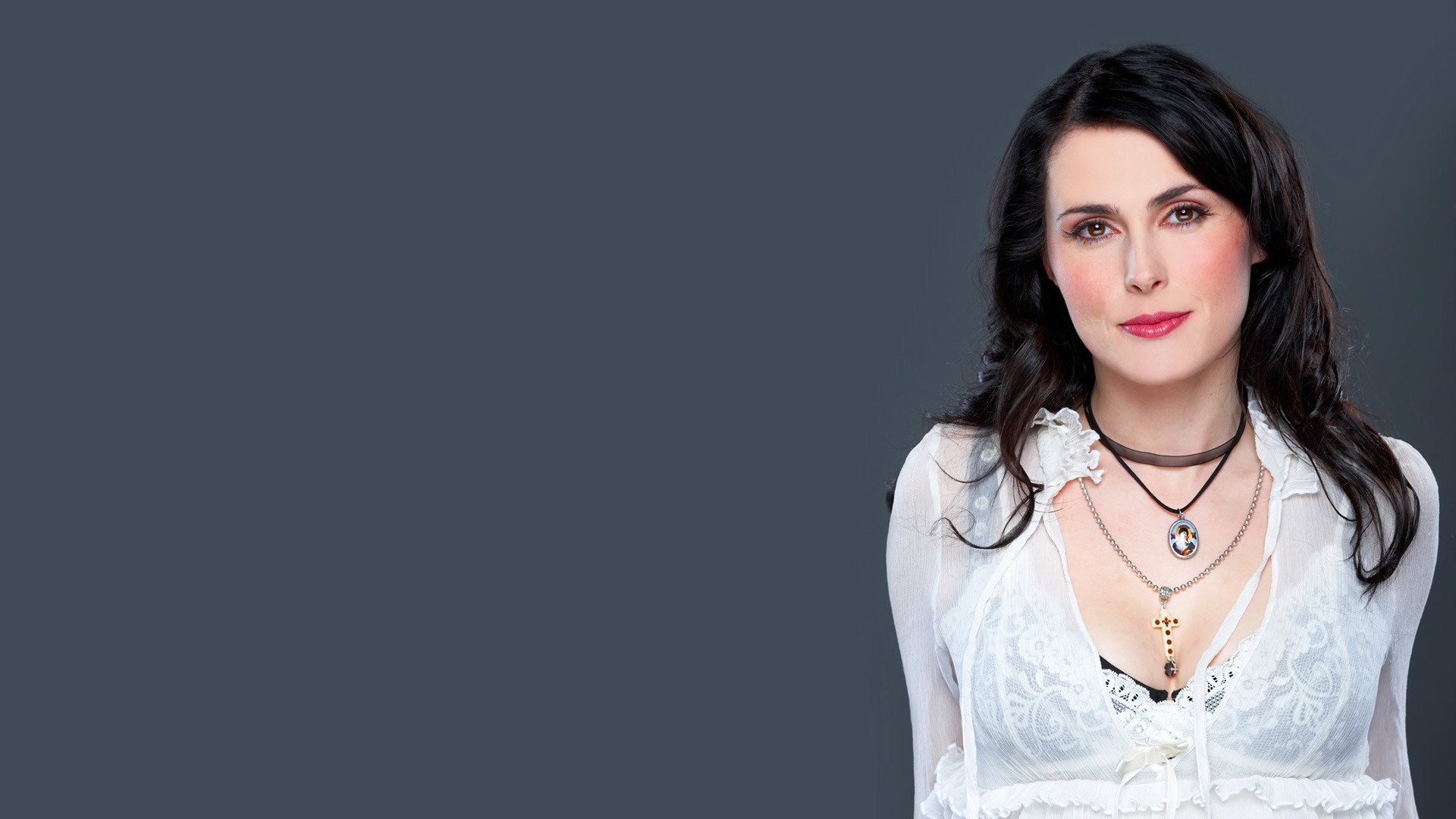 Sharon Den Adel Wallpapers