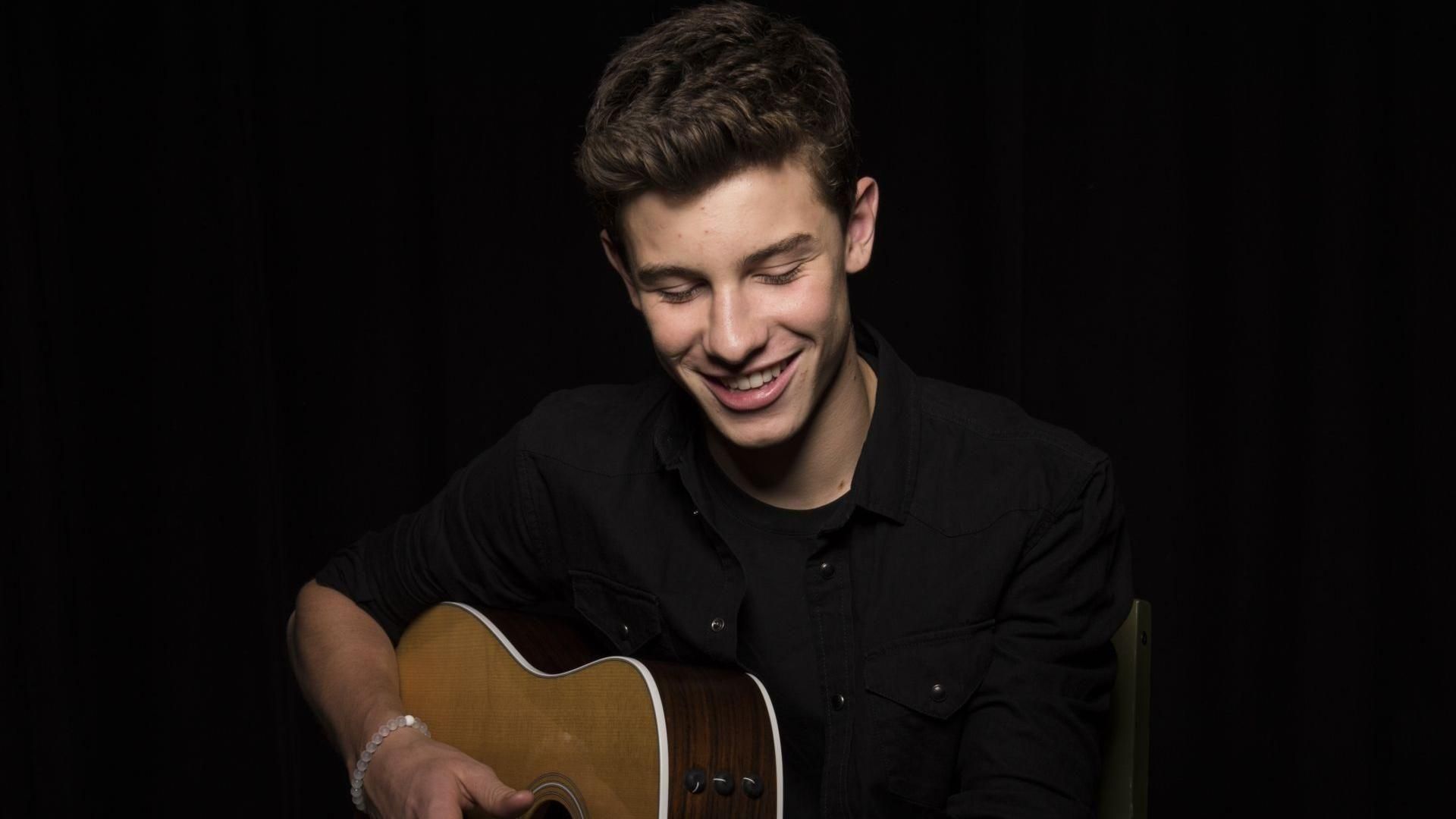 Shawn Mendes 2017 Wallpapers