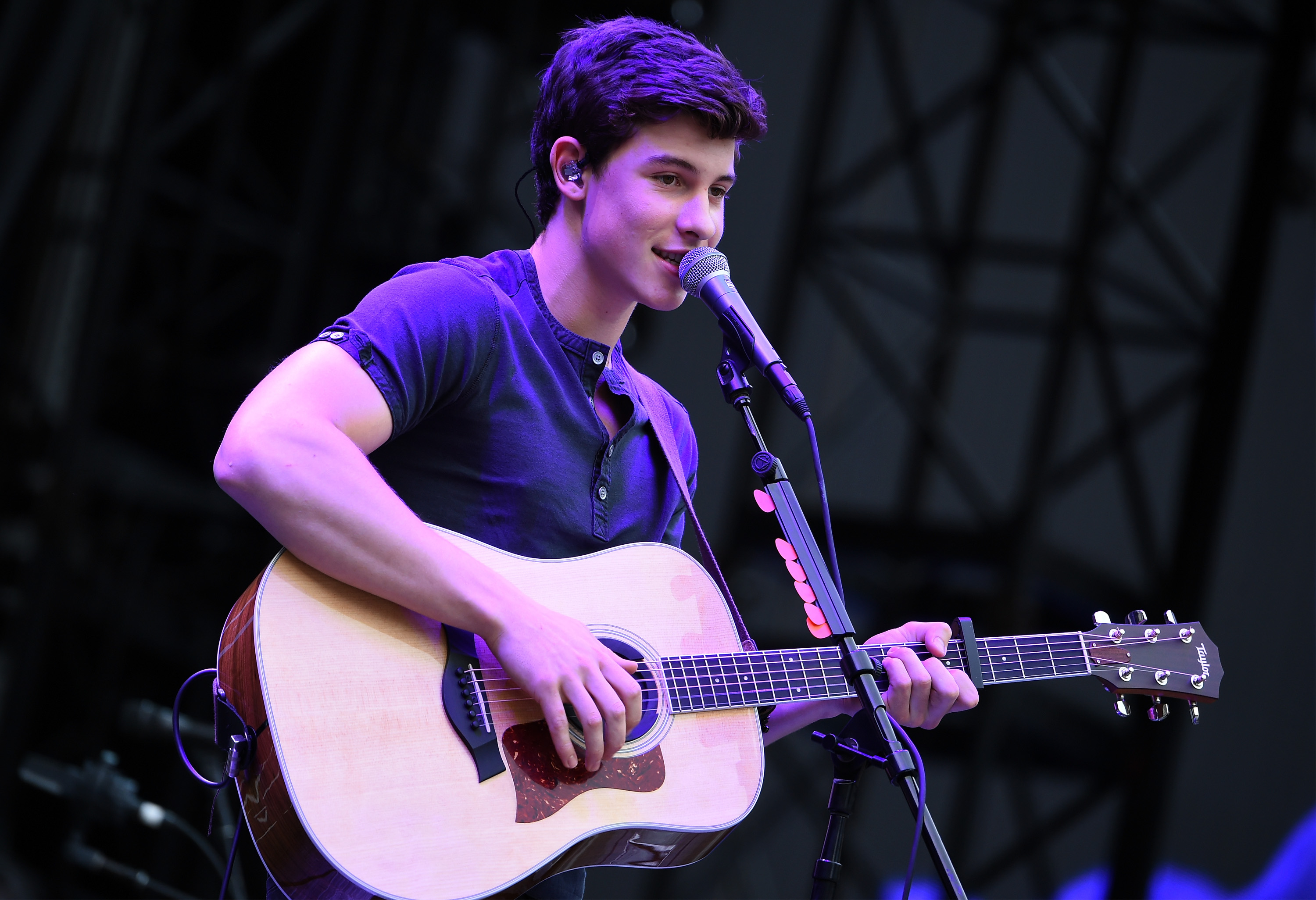 Shawn Mendes Wallpapers