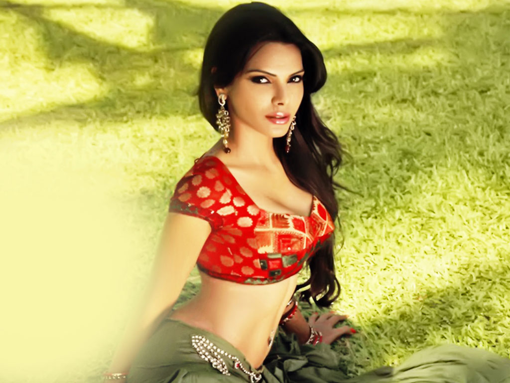 Sherlyn Chopra Wallpapers