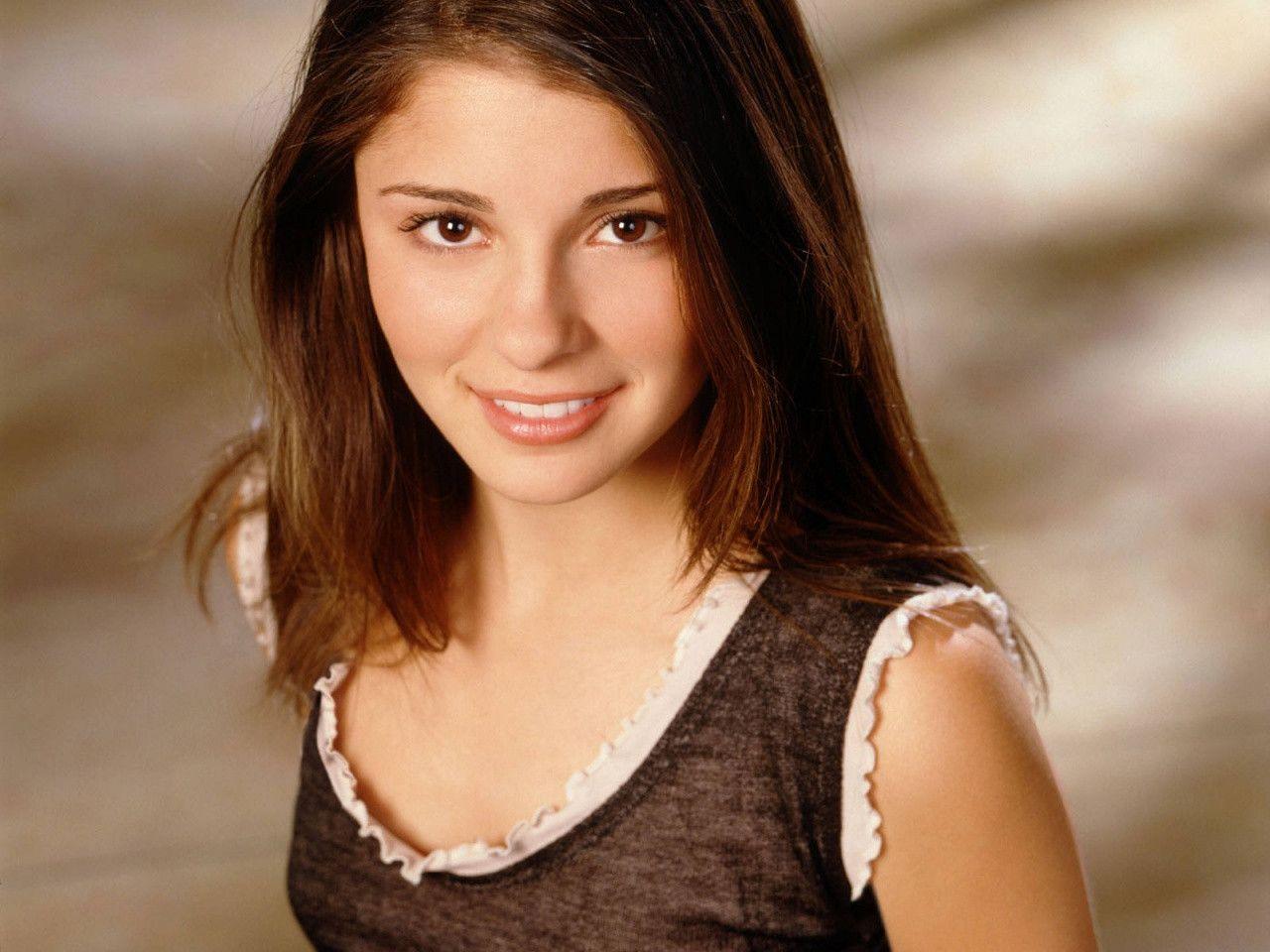 Shiri Appleby Wallpapers