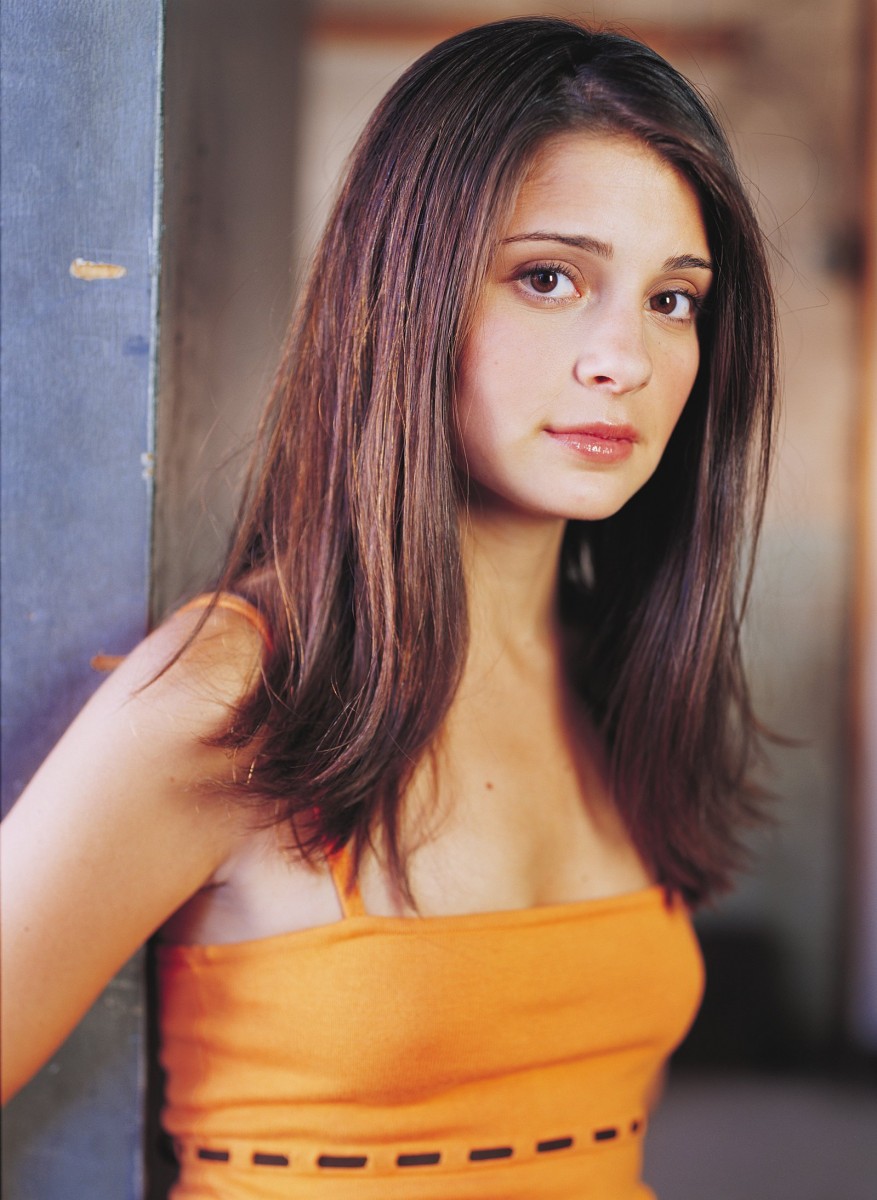 Shiri Appleby Wallpapers