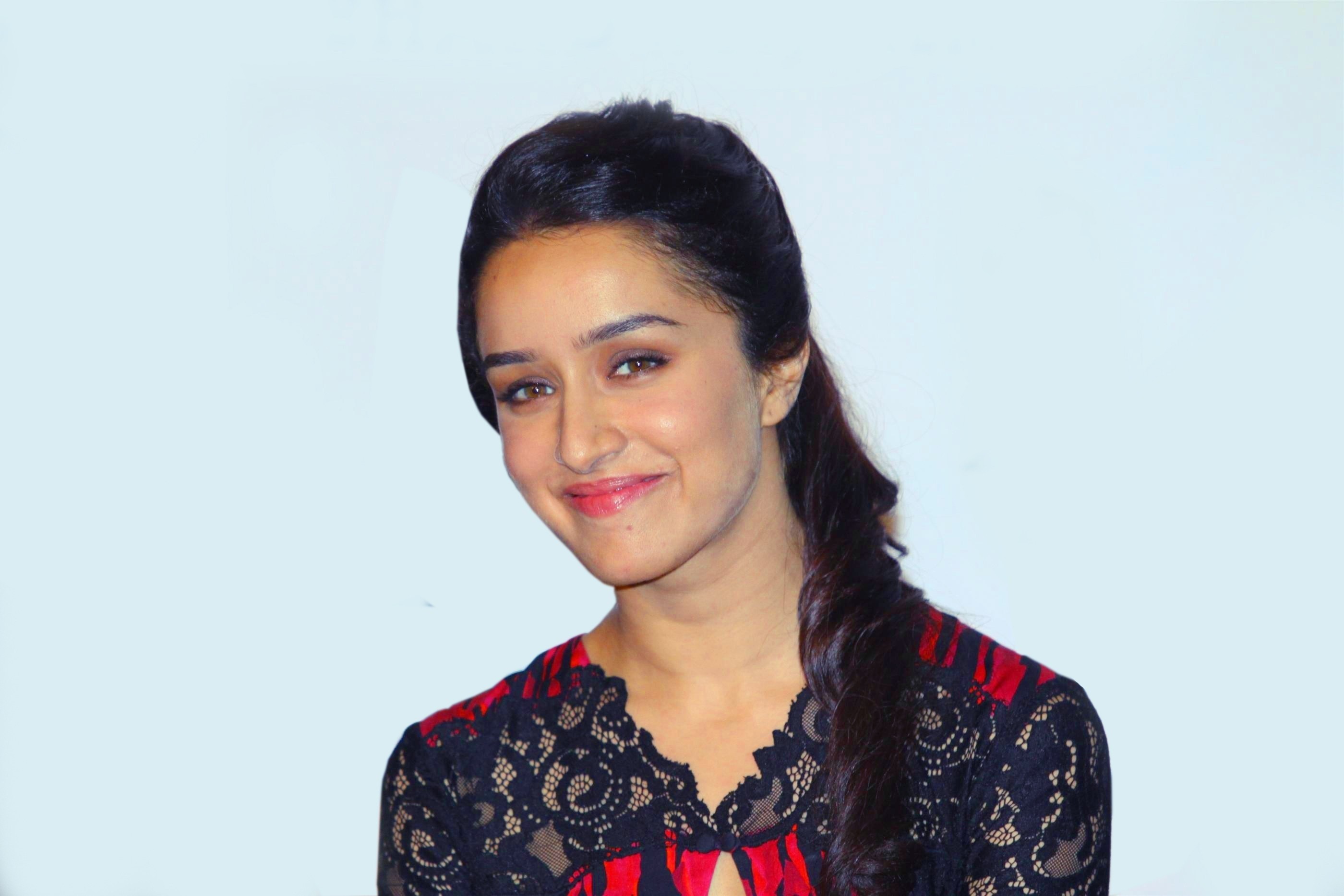 Shraddha Kapoor Wallpapers