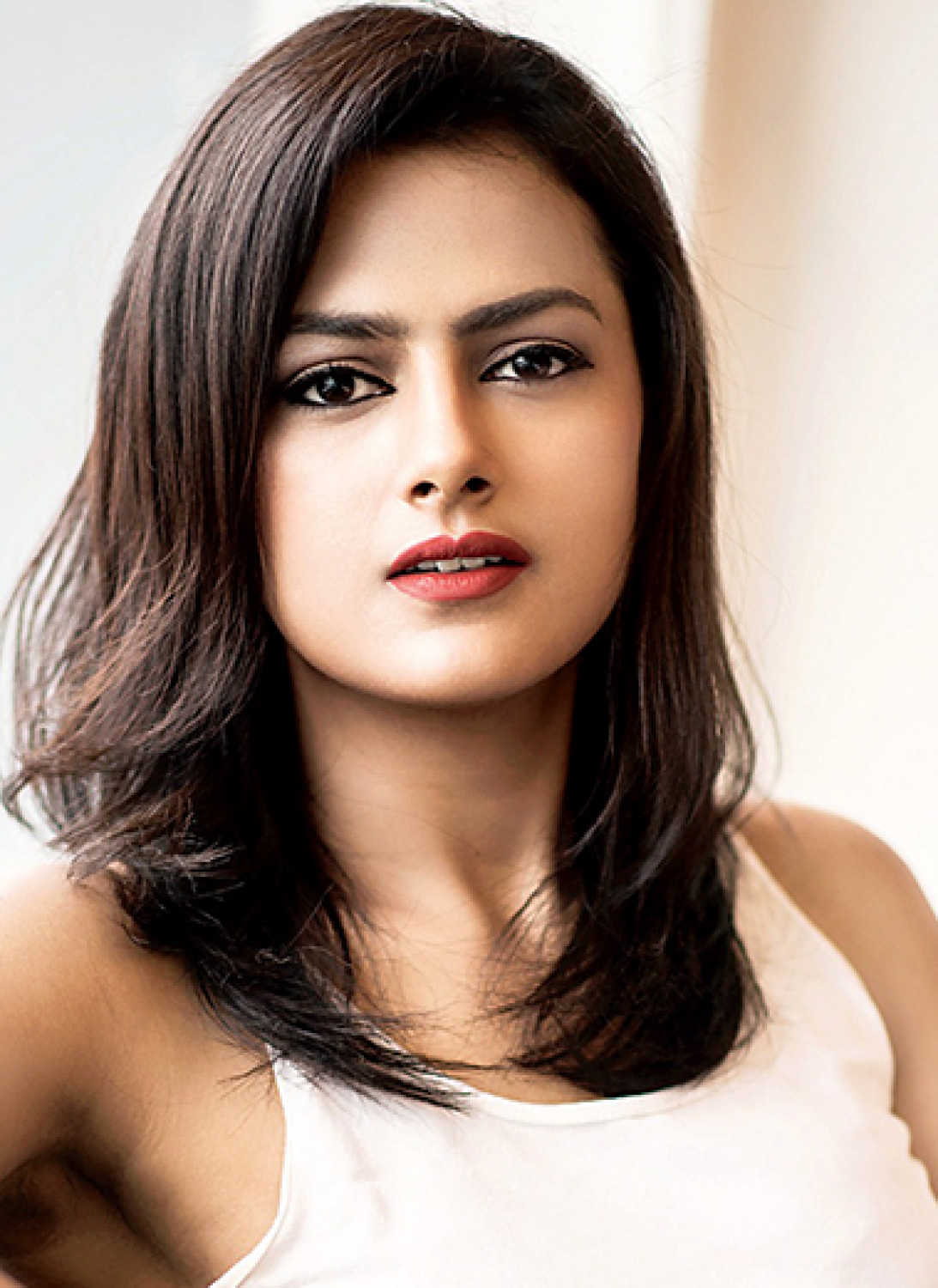 Shraddha Srinath Wallpapers