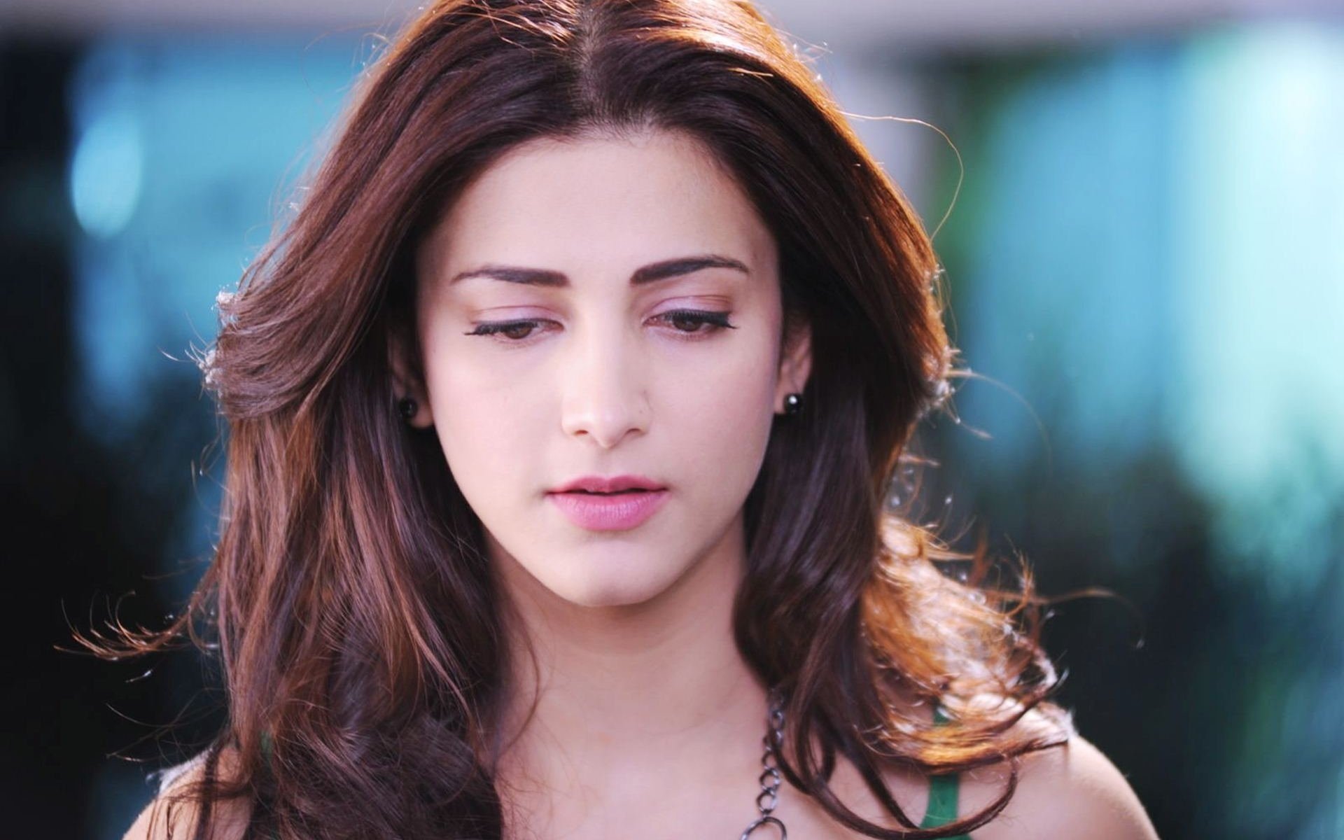 Shruti Haasan Wallpapers