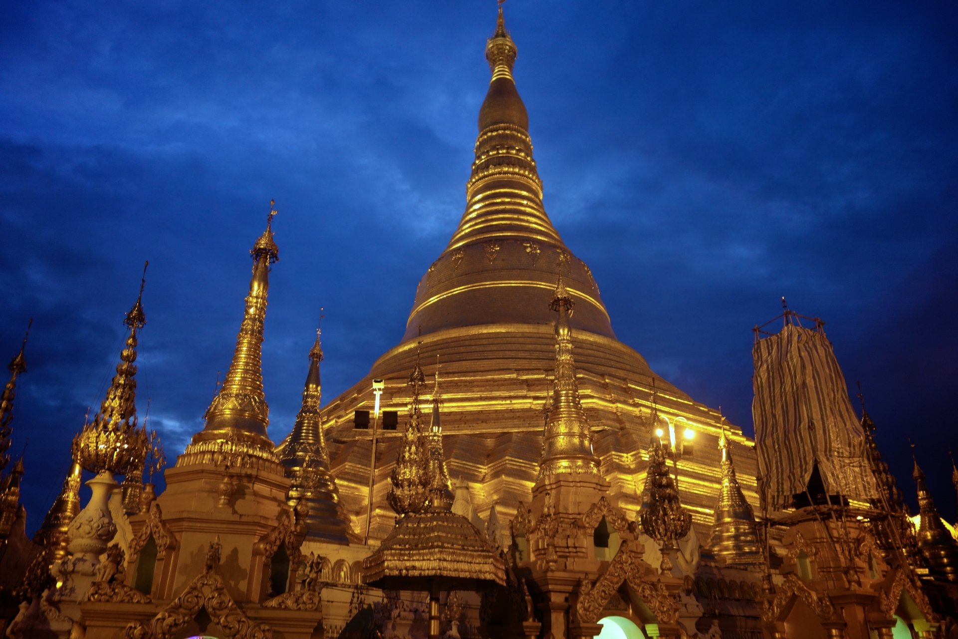 Shwedagon Pagoda Wallpapers